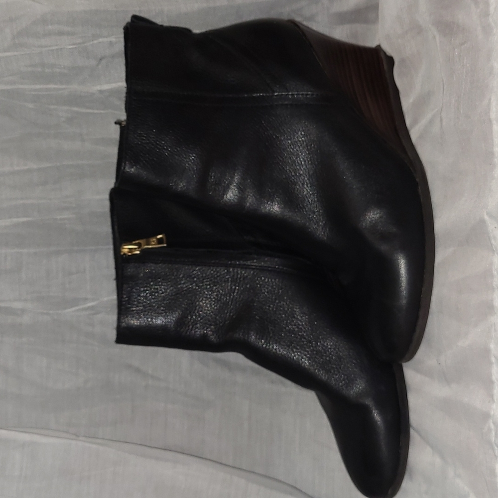 Elliott Lucca Leather Wedge booties